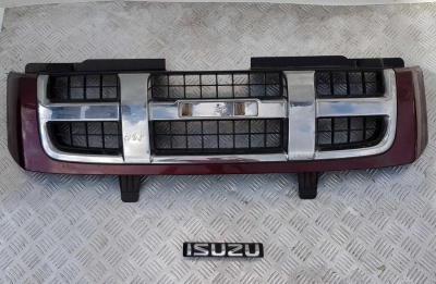 Решетка радиатора GMC Envoy(Isuzu Ascender) 2001-2009 15068920