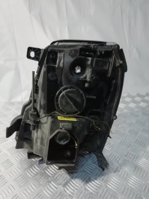 Фара передняя правая (с дефектом) Cadillac Escalade 2006-2014; 25897649; 25809364; 15200047; 15916968