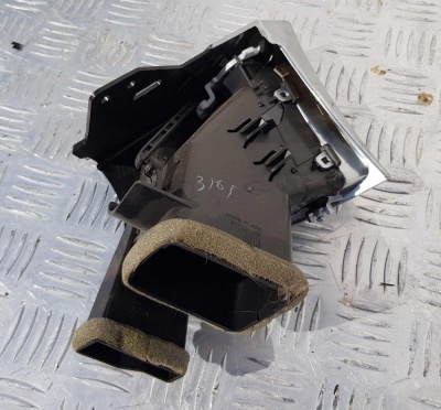 Дефлектор панели торпедо левый Cadillac SRX 2009-2016 15894308; 22786377