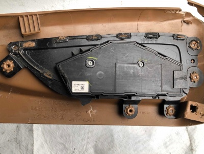 Кнопки сидения водительские CadillacEscalade 2015-2022 23462142 ; 22915434