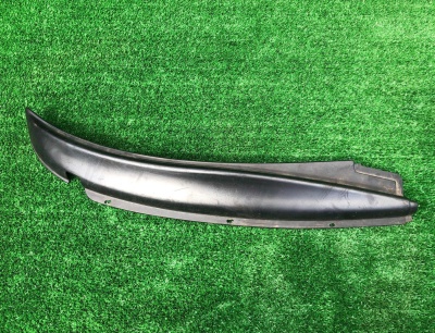 Планка/Жабо под лобовое стекло правая Chevrolet Express 1996-2020 25826330; 15843351; 25743242; 10388015; 15134287; 15035234; 15959484; 15295296