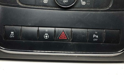 Блок кнопок Jeep Grand Cherokee WK2 2011-2012 P56046290AB