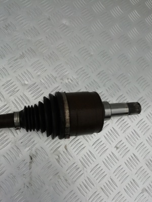 Полуось задняя  Jeep Grand Cherokee 2010-2017 68035016AB