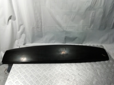 Спойлер (дефлектор) крышки багажника Chevrolet Tahoe 2006-2014 25794624; 15178712; 25794612