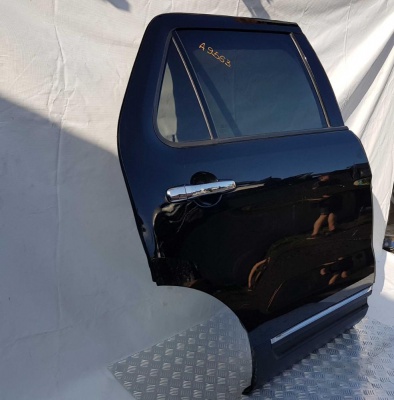Дверь задняя правая Ford Explorer 5 BB5Z 7824630 A