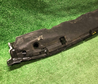 Панель под жабо Chevrolet Tahoe / Escalade 2021-н.в. 84771975