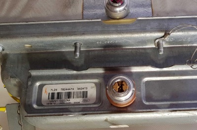 Подушка безопасности пассажирская Ford Explorer 4 7L24 78044A74; 7L2Z 78044A74 AA