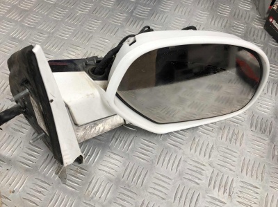Зеркало правое Cadillac Escalade 2006-2014 25780265 ; 25780253