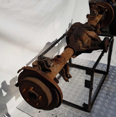 Задний мост Ford Expedition 1996-2002 (пер. число 3.73; с блок.) YL3Z 4010 A