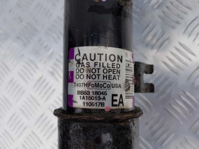 Амортизационная стойка передняя правая Ford Explorer 5 2011-2013 BB53 18045 EA; BB5Z 18124 D; BB53 5310 BA; BB53 18183 CD