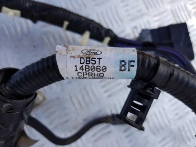 Коса проводки подкапотная от аккумулятора Ford Explorer 5 DB5Z 14300 B; DB5T 14B060 BF