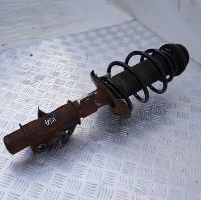 Амортизационная стойка передняя правая Chevrolet Camaro 2011-2012 22737715; 22737722