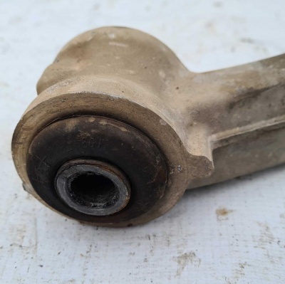 Рычаг подвески передний нижний левый Chevrolet Tahoe/Escalade 2015-2020 84114505; 22853473; 22994468; 23420261