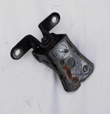 Дверная петля передняя правая верхняя Ford Explorer 4 6L2Z 7822800 B