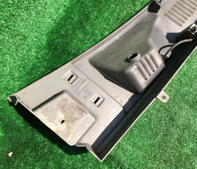 Жабо Hummer H2 2003-2006 19256401 ; 15172555 ; 15179641 ; 15203772 ; 15108413 ; 15203768