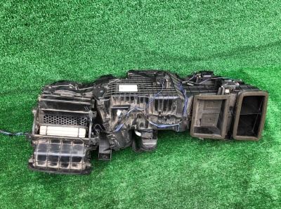 Печка в торпедо Dodge Ram 1500 /2500 /3500 2012-2018 68048891AC ; 68048892AC ; 68048893AC ; 68048894AA