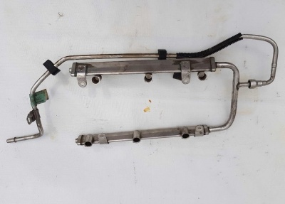 Топливная рампа Ford Explorer 5 (3.5L)  2011-2015 AT4E 9F797; AT4Z 9F792; GT4Z 9F792; BB53 9J280