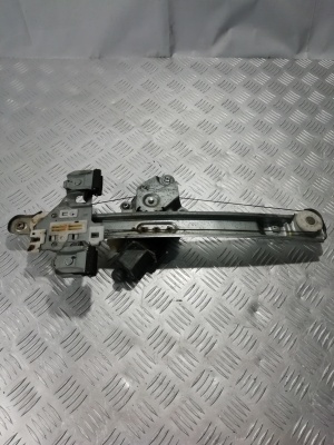 Стеклоподъемник задний левый Cadillac SRX 2009-2016 22847911