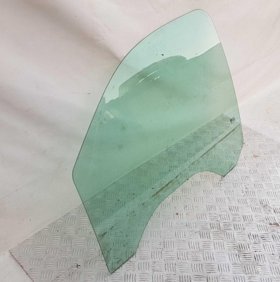 Стекло двери передней левой Chevrolet Tahoe 2006-2014 20794332