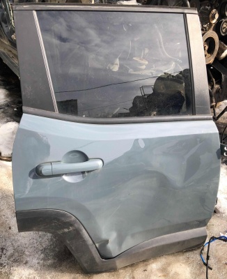 Дверь задняя правая Jeep Renegade 2015-2019 68246407AA ; 61164257
