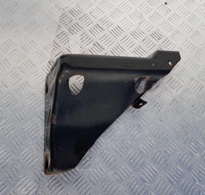 Кронштейн воздушного фильтра Chevrolet Tahoe 1999-2006 20759226; 15066121; 15735434