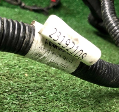 Коса проводки подкапотная на ДВС (L83/5.3C,L86/6.2J) Chevrolet Tahoe / Escalade 2015-2020 23298256 ; 23433713 ; 23192108