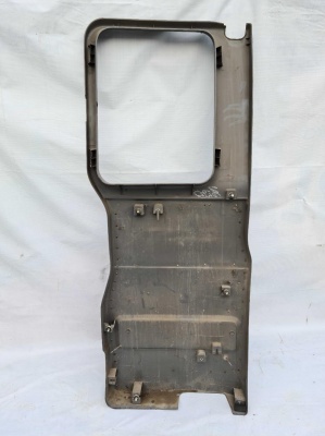 Обшивка правой распашной двери задняя Chevrolet Express 2004-2014  20962094; 15283111; 25759377; 25748064; 15751576