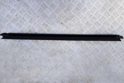 Бархотка/Уплотнитель стекла двери передней правой внутренний Ford Explorer 5 BB53 7821434; BB5Z 7821456