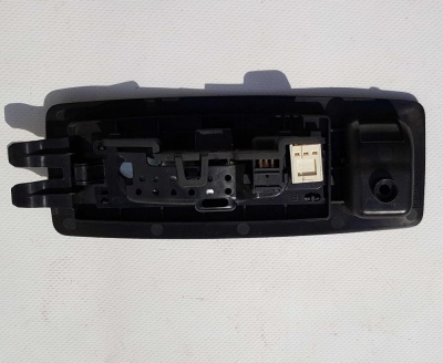 Плафон салонный второго ряда правый Ford Explorer 5 2011-2015 DB5Z 13733 AB