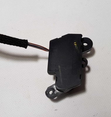 Кнопки регулировки сидений Chevrolet Tahoe 2006-2014 15198466