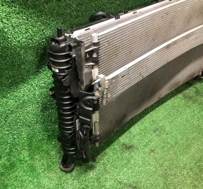 Радиатор кондиционера Chevrolet Tahoe / Escalade 2021-н.в. 23409061