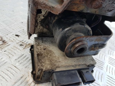 Блок ABS Ford Expedition 1996-2002 YL1Z 2C219 AA; XL1Z 2C219 AB; F85Z 2C219 BA; YL1Z 2C065 AA