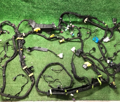 Коса проводки салонная Chevrolet Tahoe (Suburban) / Escalade (ESV) 2021-н.в. 84876340 ; 84751350 ; 35294090 ; 84184750