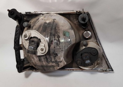 Фара передняя левая Ford Explorer 3 2002-2005 1L2Z 13008 AB