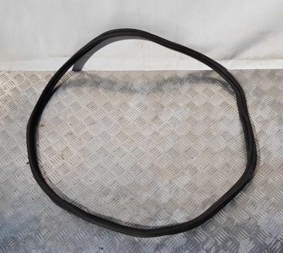 Уплотнитель багажника Chevrolet Camaro 2009-2015 22923286