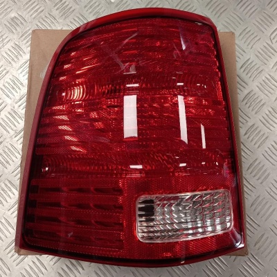 Фонарь задний левый Ford Explorer 3 2002-2005 1L2Z 13405 AA; 1L2Z 13405 AACP