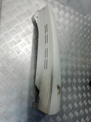 Молдинг/Накладка задней стойки багажника внешняя правая Chevrolet Tahoe 2006-2014 25970634; 15791342; 15791314