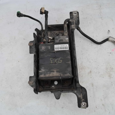 Абсорбер паров топлива с клапаном Ford Mustang 2015-2020 GU5Z 9D653 A; FR3Z 9D653 A; CU5Z 9F945 C