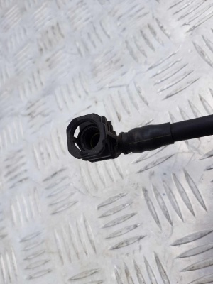 Трубка вентиляции топливного бака с клапаном Ford Explorer 5 2011-2015 BB53 9G271; BB5Z 9G271; AU5E 9G866