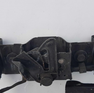 Замок капота Cadillac SRX 2009-2016 20951349; 20810956