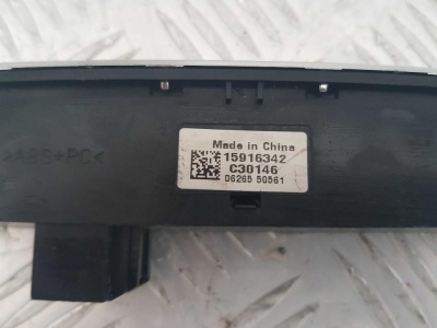 Кнопки многофункциональные Cadillac Escalade 2006-2014 15916342; 10374536