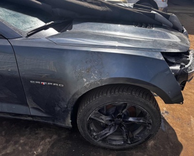 Крыло переднее правое Chevrolet Camaro 2016-2024 23221296 ; 84273976