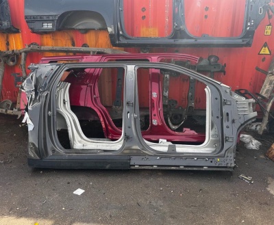 Четверть правая Chevrolet Suburban / Escalade ( ESV ) 2021-н.в. 84847767