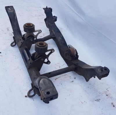 Балка задняя Land Rover Freelander 1996-2006 KHB000080; KHB100580