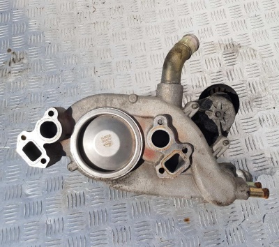 Помпа водяная Chevrolet Tahoe 1999-2006 89018166