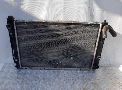 Радиатор двигателя/инвертора Ford Escape Hibryd 2005-2011 6M6Z 8005 B; 6M6Z 8005 A; 8M64 8C342BA