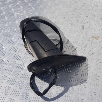 Зеркало заднего вида правое Chevrolet Tahoe 2006-2014 25776084; 15882542