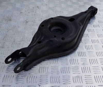 Рычаг поперечный задний нижний Ford Explorer 5 2011-2015 8A8Z 5A649 B