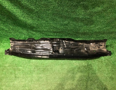 Панель под жабо Chevrolet Tahoe / Escalade 2021-н.в. 84771975