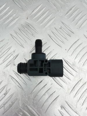 Клапан вакуумного усилителя Jeep Grand Cherokee 2010-2017; 68053596AA